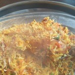 HUNZA - 大きな骨付きチキン