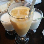 HUNZA - マンゴーラッシー＆お子様ラッシー