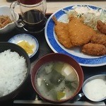 ひでちゃん鮨 - あじのフライと牡蠣フライの定食