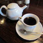 茶房 天井棧敷 - セットのコーヒーは、嬉しいポットサービスです。
