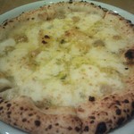 オステリア　コマチーナ - クワトロフォルマッジ