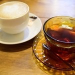 ホヌコーヒー - カフェラッテとロイヤルブランド紅茶