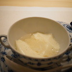 フルタ - 杏仁豆腐、燕の巣を添えて