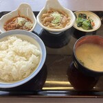 ファミリー食堂 山田うどん食堂 - 料理写真: