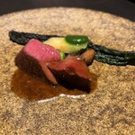DINING ROOM IN THE MAIKO - 希少価値の淡路椚座牛、文句無しのバリ旨（≧∇≦）