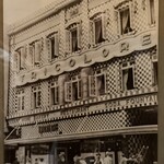 トリコロール - 階段壁の写真