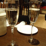 MA MAISON - ハッピーアワーでスパークリングスタート❤