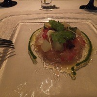 ラ・リリアーナ - 冷前菜；マカジキ、燻製ブラータチーズ