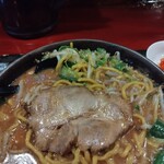 麺屋 蔵人 - 大判チャーシュー1枚が下の方に隠れていた笑
