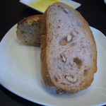 王様のフレンチ - 胡桃パン、バゲット