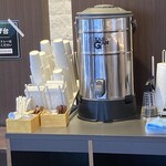 FARM PATISSERIE LE FUKASAKU - セルフサービスのお冷