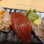 鮨・酒・肴 杉玉 - 赤海老、マグロ、アジ