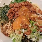 逸品坊 - 卵黄を潰して…