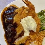 洋食シバタ - 