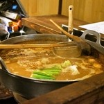 ささやささ - 2015.1 厨房内の煮込み鍋