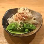 晩酌と晩御飯 ちょうつがひ - ・旬野菜のおひたし 385円/税込
(春キャベツ、新玉葱、スナップえんどう、桜海老)