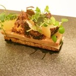 カンテサンス - フォアグラのタルト、生シャンピニオンスライスと焦げ目をつけた日向夏✭