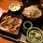 すし土風炉 - 鶏重とお蕎麦大盛り