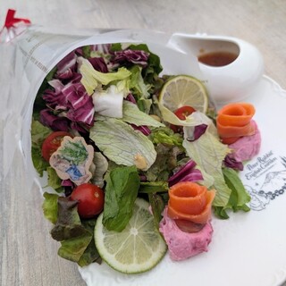 PeterRabbit EnglishGarden The Cafe_1