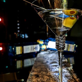 BAR TRANSPARENT_1