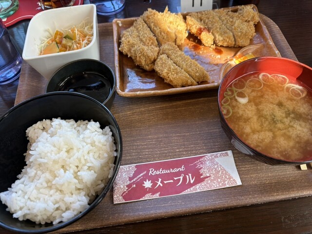 レストラン メープル