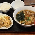 中国家常菜 祥龍房 - Day3 : ■唐揚げ・ラーメンセット ￥800