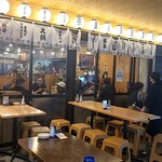 日本酒と個室居酒屋 まぐろ奉行とかに代官 - 内観