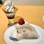 Fujiya Restaurant Nishieifuku ten - Italian Shortcake and Black Honey Kinako Parfait in the Back