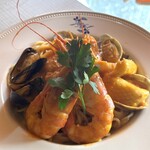 サルヴァトーレ - 料理写真:ペスカトーレ