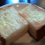 ぴっとぉ～れ食堂 - ランチのパン