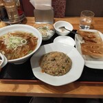 再来 - ランチ定食 ラーメン．炒飯．焼き餃子