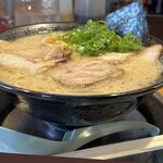 丸 - チャーシューメン,移転後の餃子とらーめんの店　丸(餃子食堂丸,愛知県安城市)TMGP撮影