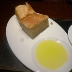 カメリア - 東京ステーションホテル特製　黒毛和牛のビーフシチュー（セット）のパン