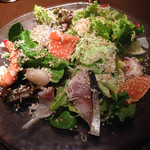 神山 - 海鮮サラダ