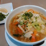 アジアジア - 野菜たっぷりのフォー。スープが澄んでて優しい味だった！