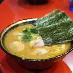 家系総本山 ラーメン 吉村家 - ラーメン（中）+味玉