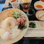 五島うどん びぜん家 - 玉とろぶっかけ(冷)：1200円＋大盛：150円
