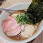 中華そば くらむ - 貝と焼きあごの中華そば(醤油・特製)：1200円