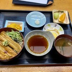 秋谷 - 