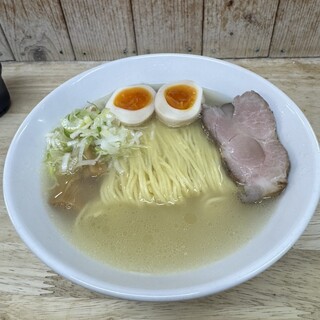 らーめん まつや - 料理写真:味玉塩　メンマネギトッピング