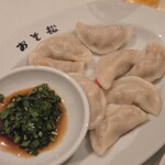 餃子 おそ松 - 