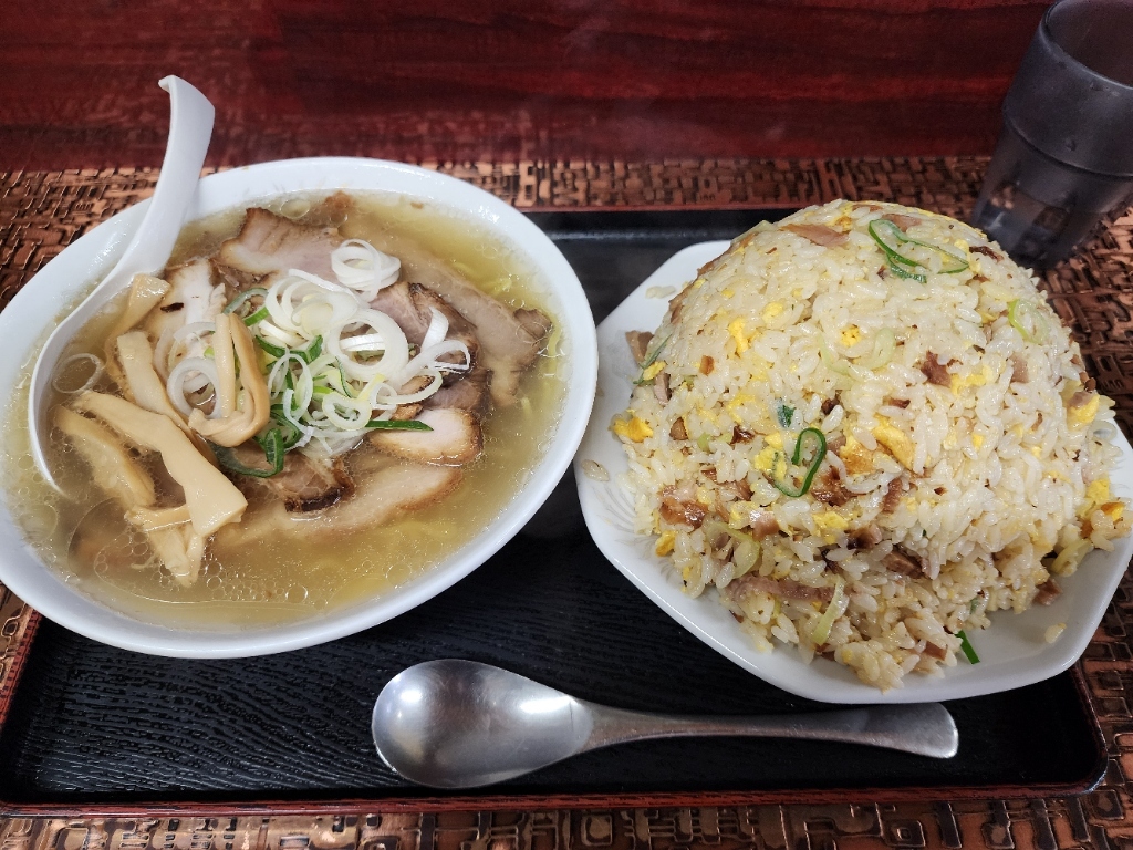 こく 一 番 ラーメン みどり や