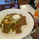 すき家 - 料理写真:辛口ソースが付ます