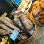 トーチドットベーカリー - フランスパンとか