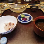 日本料理たけはし - 飯物（赤飯、なめこ汁他）