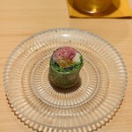 鮨 めい乃 - ぐろとマイクロハーブ生春巻き