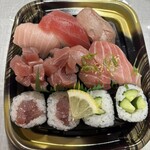 お持ち帰り寿司 魚喜 - 料理写真: