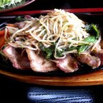 千石 - 野菜もお肉もボリュームたっぷり！