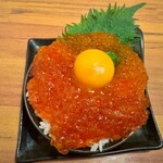全席個室居酒屋 国産和牛肉寿司と海鮮 とろけ酒場 - 
