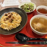 中国料理 琥珀 - 